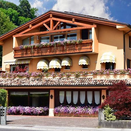 Albergo Da Gildo Follina Exterior foto