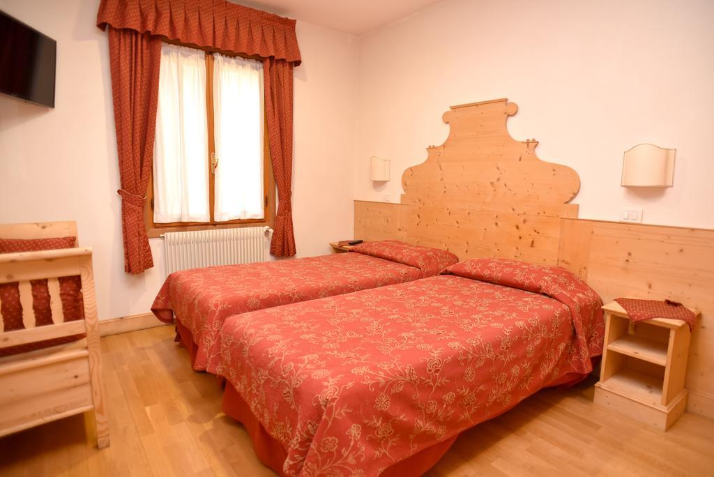 Albergo Da Gildo Follina Exterior foto
